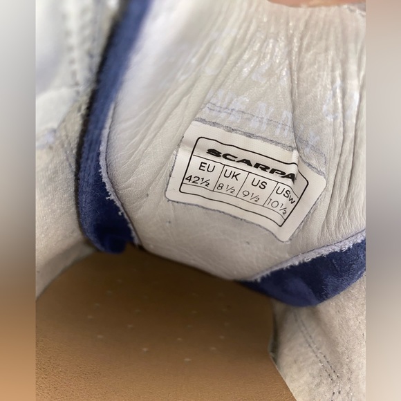 EUC | 2 pair | Scarpa | R5T | Elephant Gray or Blue | Size 42.5 | Casual Shoe - Picture 7 of 16